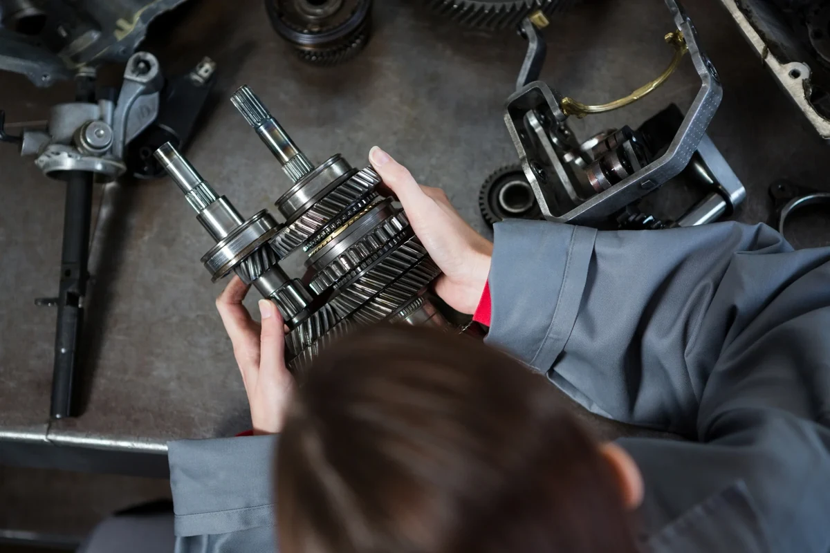 Operator working at an automotive bench